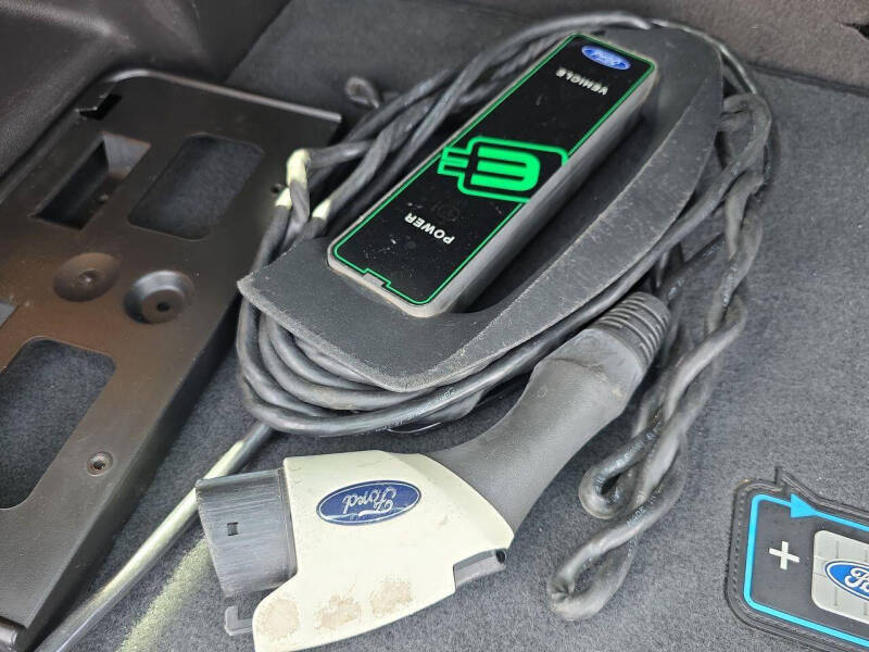 2017 Ford C-MAX Energi SE