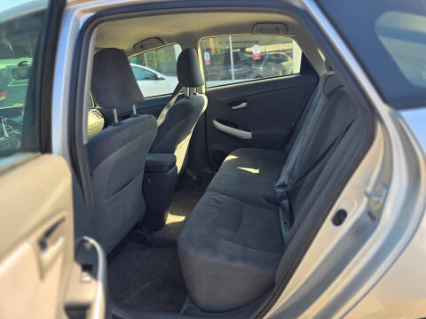 2011 Toyota Prius Two