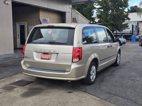 2013 Dodge Grand Caravan SE