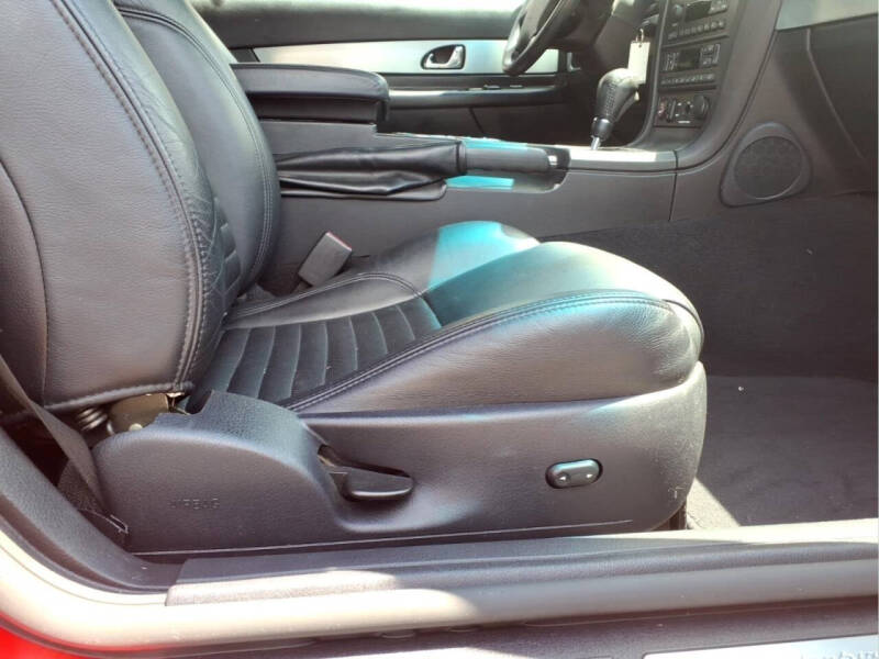 2003 Ford Thunderbird