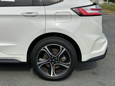 2023 Ford Edge ST