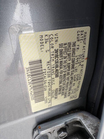 2009 Nissan Versa 1.8 S