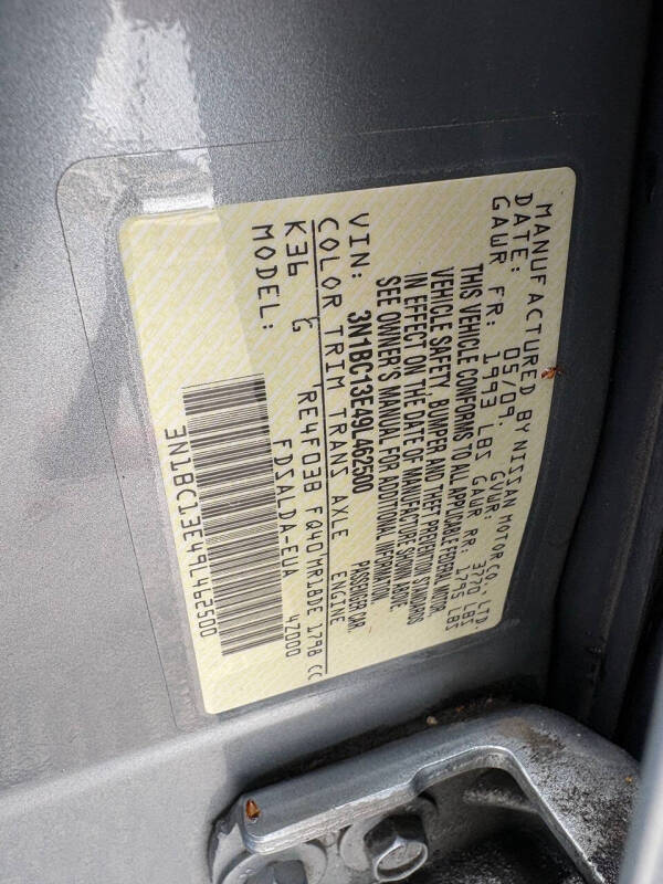 2009 Nissan Versa 1.8 S