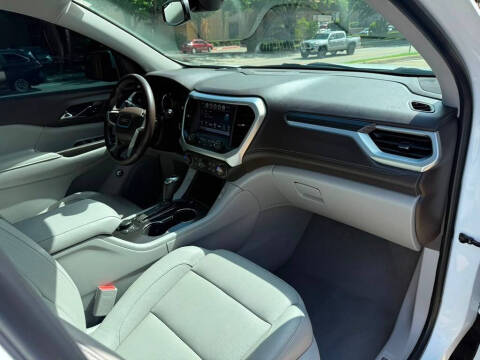 2017 GMC Acadia SLT-2