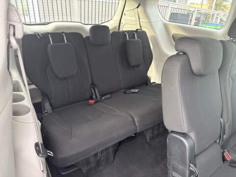 2017 Chrysler Pacifica Touring