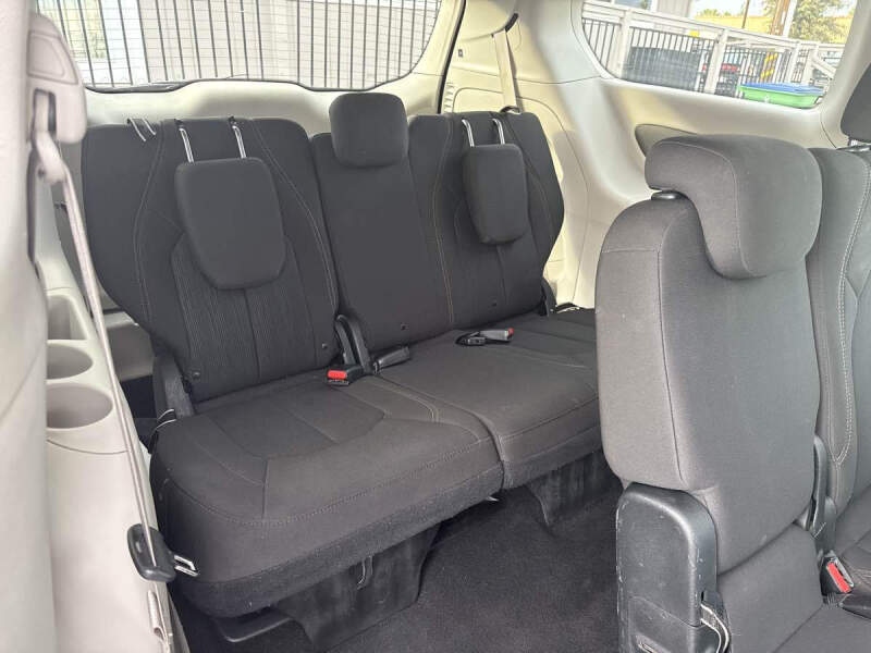 2017 Chrysler Pacifica Touring