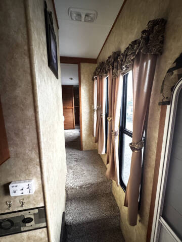2011 Forest River Inc. Sandpiper  300RL