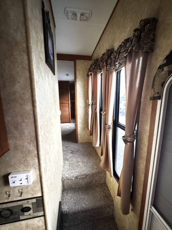 2011 Forest River Inc. Sandpiper  300RL