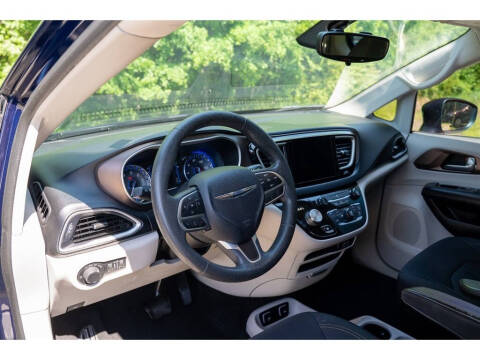 2017 Chrysler Pacifica Touring