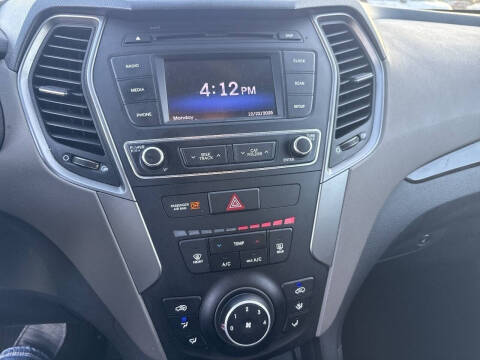 2017 Hyundai Santa Fe Sport 2.4L