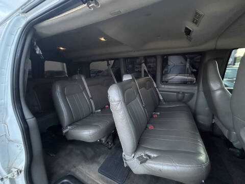 2009 Chevrolet Express LS 3500