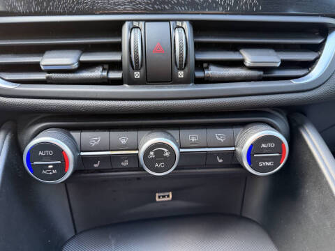 2019 Alfa Romeo Giulia Ti Sport Carbon