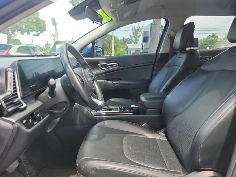2023 Kia Sportage EX