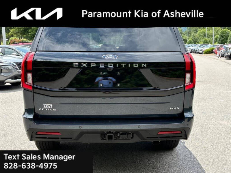 2025 Ford Expedition MAX Active