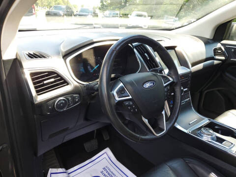 2019 Ford Edge Titanium