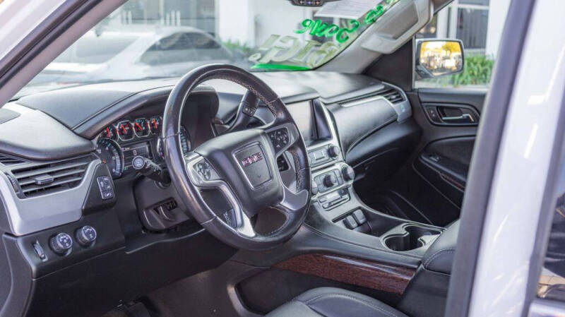 2018 GMC Yukon XL SLE