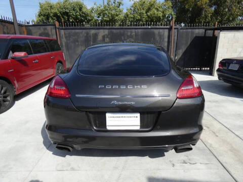 2011 Porsche Panamera 4