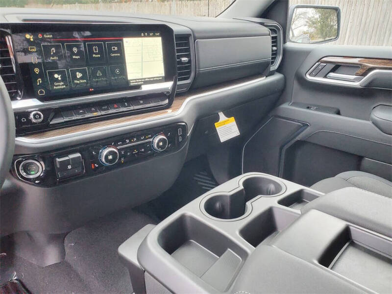 2026 GMC Sierra 1500 Elevation Standard