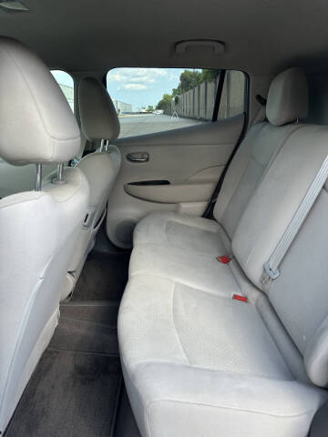 2012 Nissan LEAF SL
