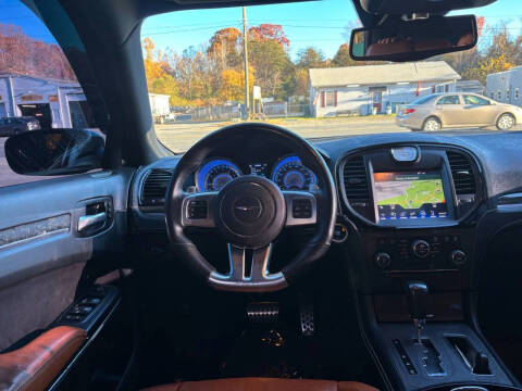 2014 Chrysler 300 SRT8