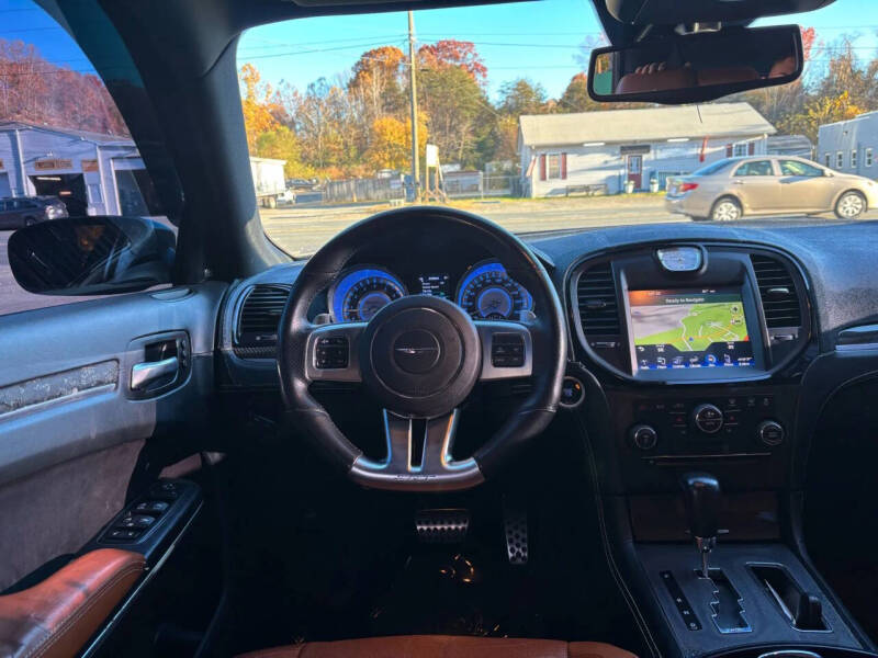 2014 Chrysler 300 SRT8