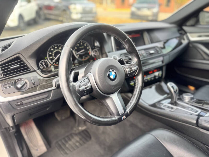 2016 BMW 5 Series 535i