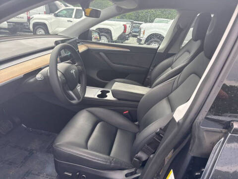 2024 Tesla Model Y Long Range