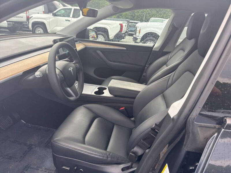 2024 Tesla Model Y Long Range
