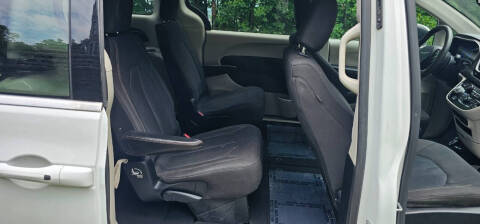 2017 Chrysler Pacifica Touring
