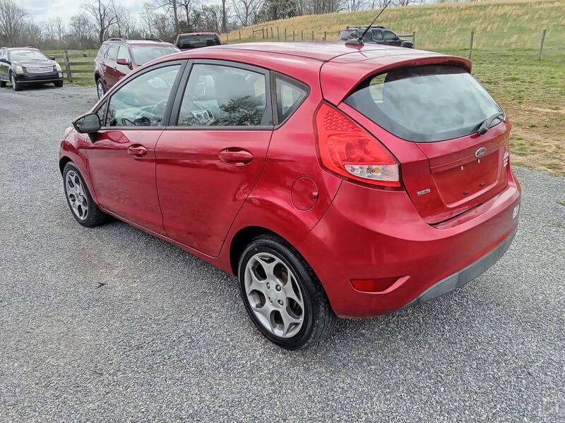 2011 Ford Fiesta SES