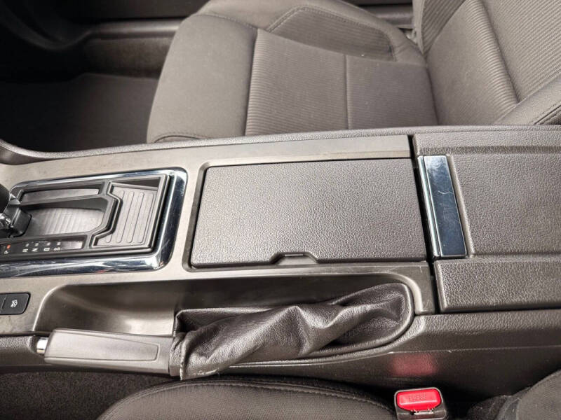 2013 Ford Mustang V6