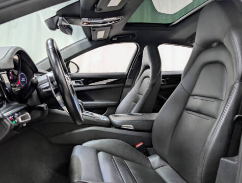2020 Porsche Panamera