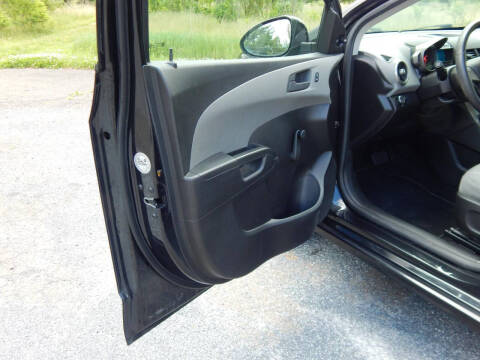 2015 Chevrolet Sonic LS Auto