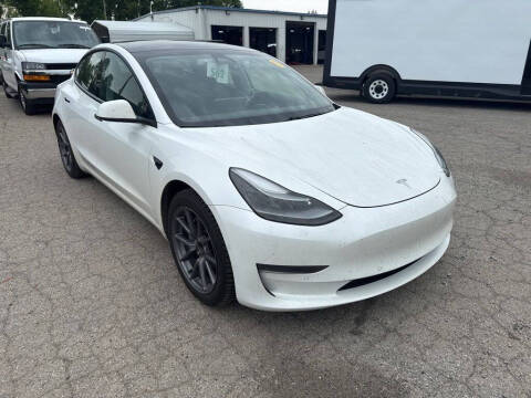 2021 Tesla Model 3 Standard Range Plus