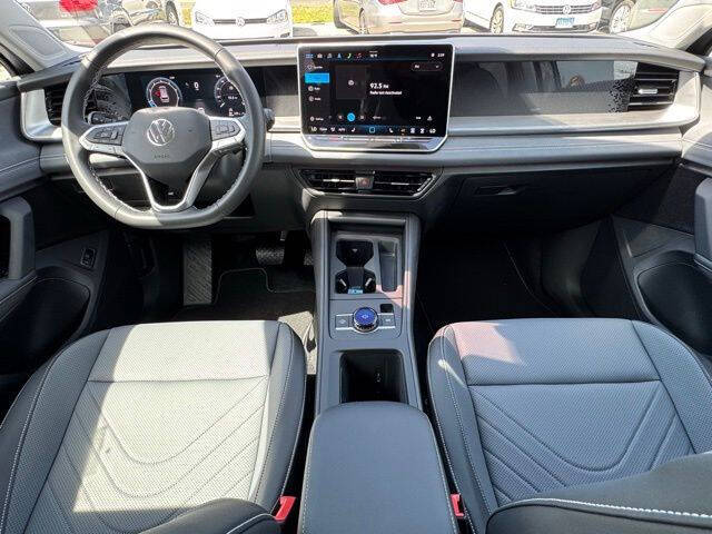 2025 Volkswagen Tiguan SE 4Motion