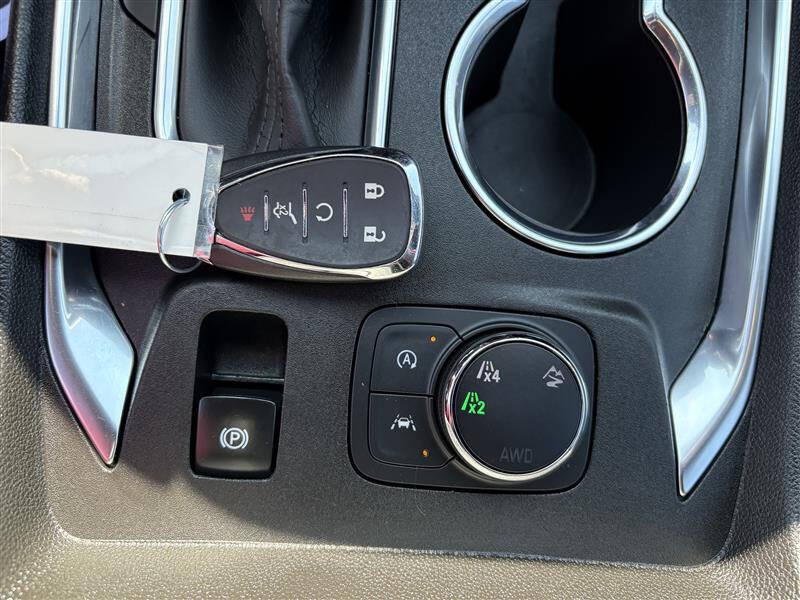 2022 Chevrolet Traverse LT Leather