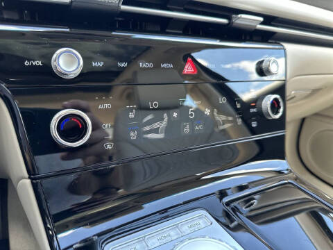 2025 Genesis G80 2.5T Sport Prestige