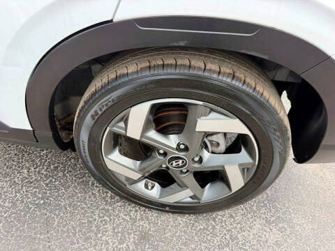 2023 Hyundai Venue SEL
