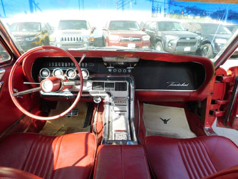 1964 Ford Thunderbird