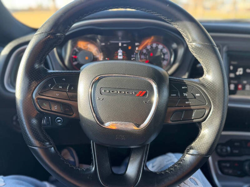 2022 Dodge Challenger SXT