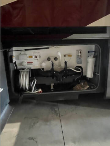 2017 Tiffin Phaeton 40AH