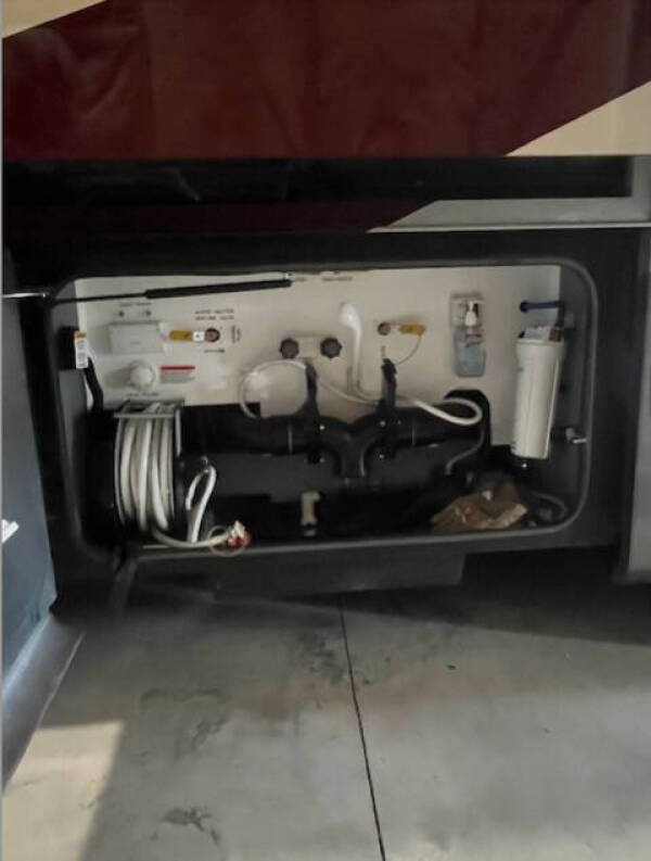 2017 Tiffin Phaeton 40AH