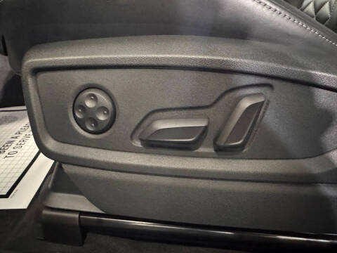 2024 Audi SQ5 3.0T quattro Premium Plus