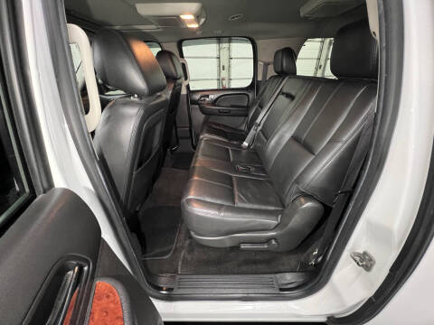 2014 Chevrolet Suburban LT