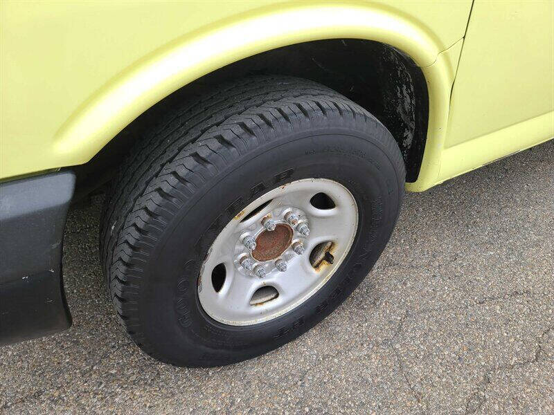 2016 GMC Savana 2500