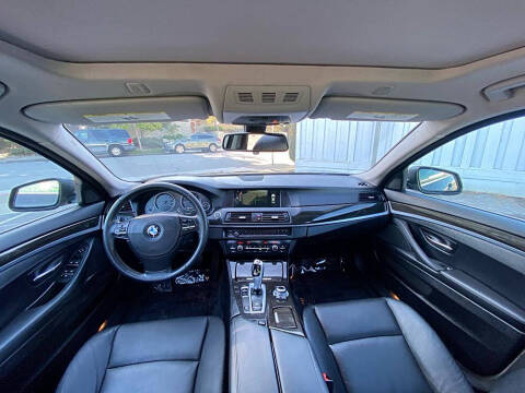 2013 BMW 5 Series 528i
