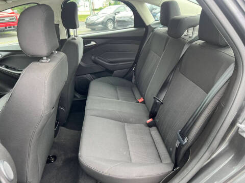 2017 Ford Focus SEL