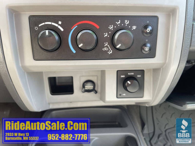 2005 Dodge Dakota SLT