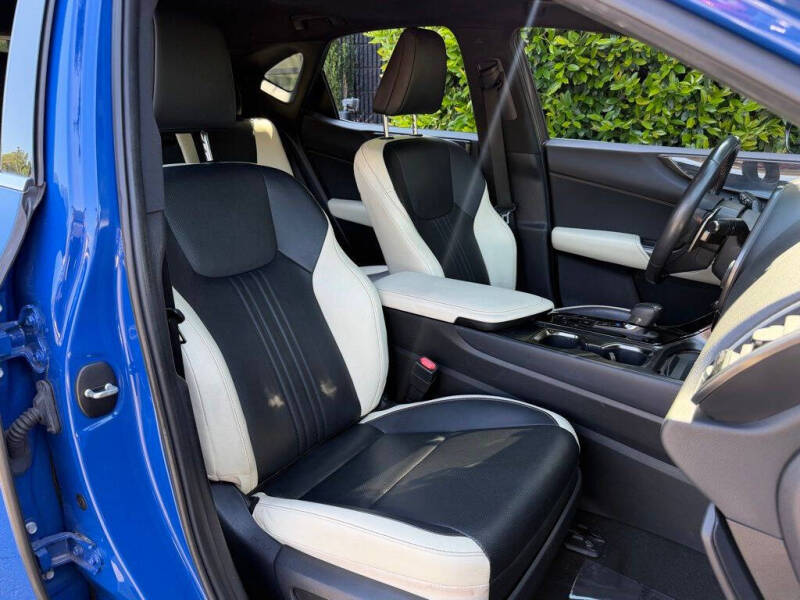 2023 Lexus NX 250 Premium