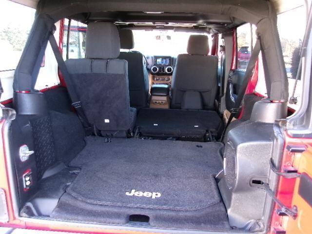 2011 Jeep Wrangler Unlimited Sahara